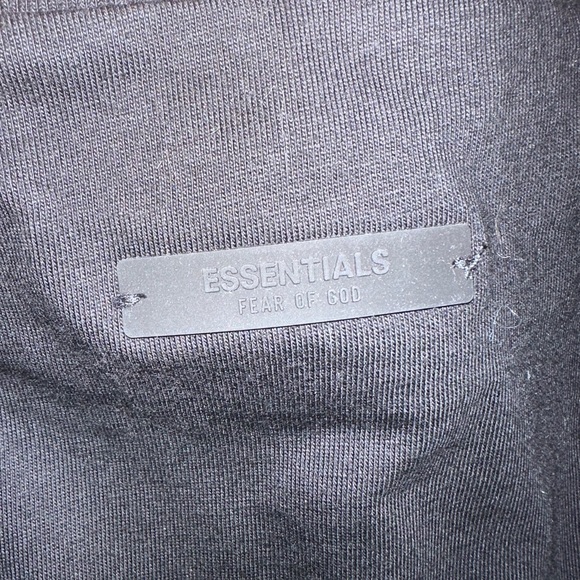 Men’s Essentials Fear of God oversized T-shirt Size Medium new with tags - Picture 4 of 6